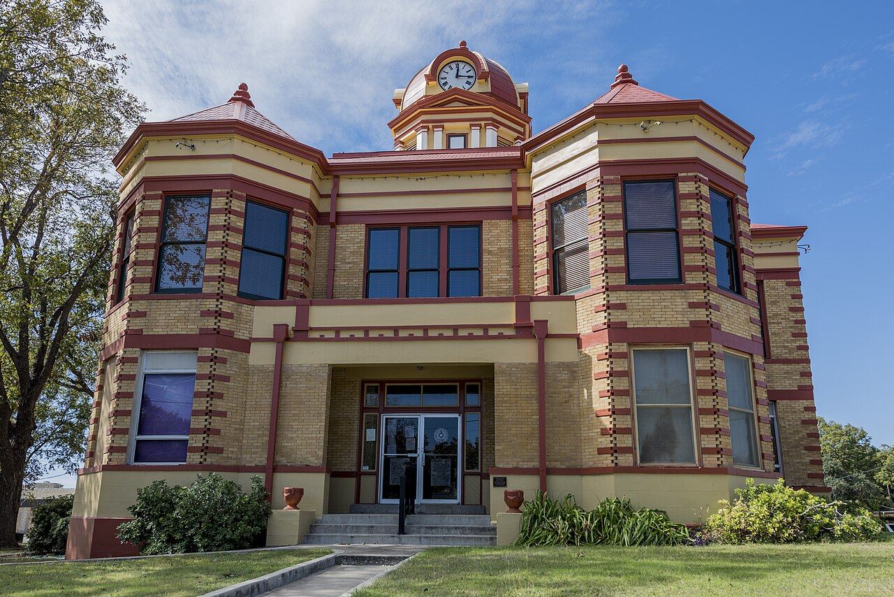 Kinney County courthouse, Texas